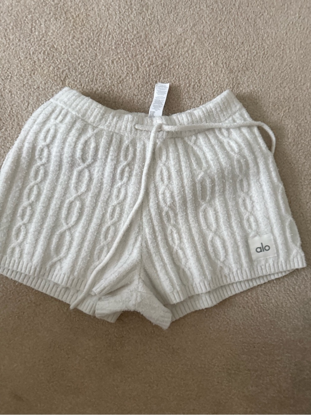 ALO Yoga Cream Cable Knit Athletic Lounge Shorts